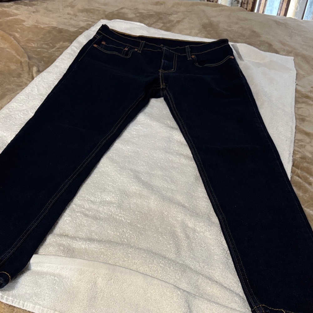 Levi's Women's Dark Blue Straight Leg Jeans